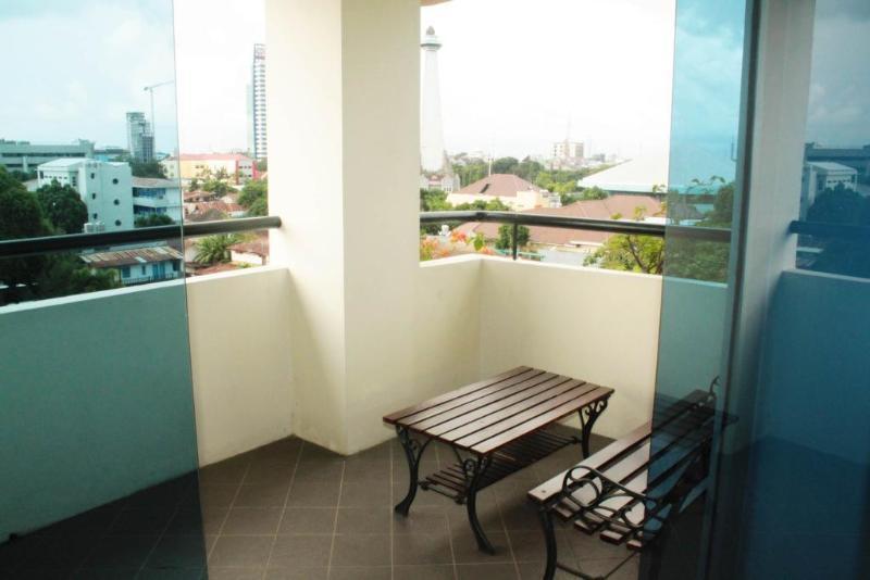 Oyo 628 Losari Metro Makassar Buitenkant foto